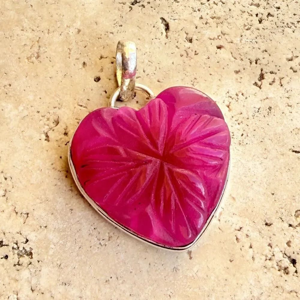 Carved Ruby Heart Clover Pendant 925 Silver Overlay